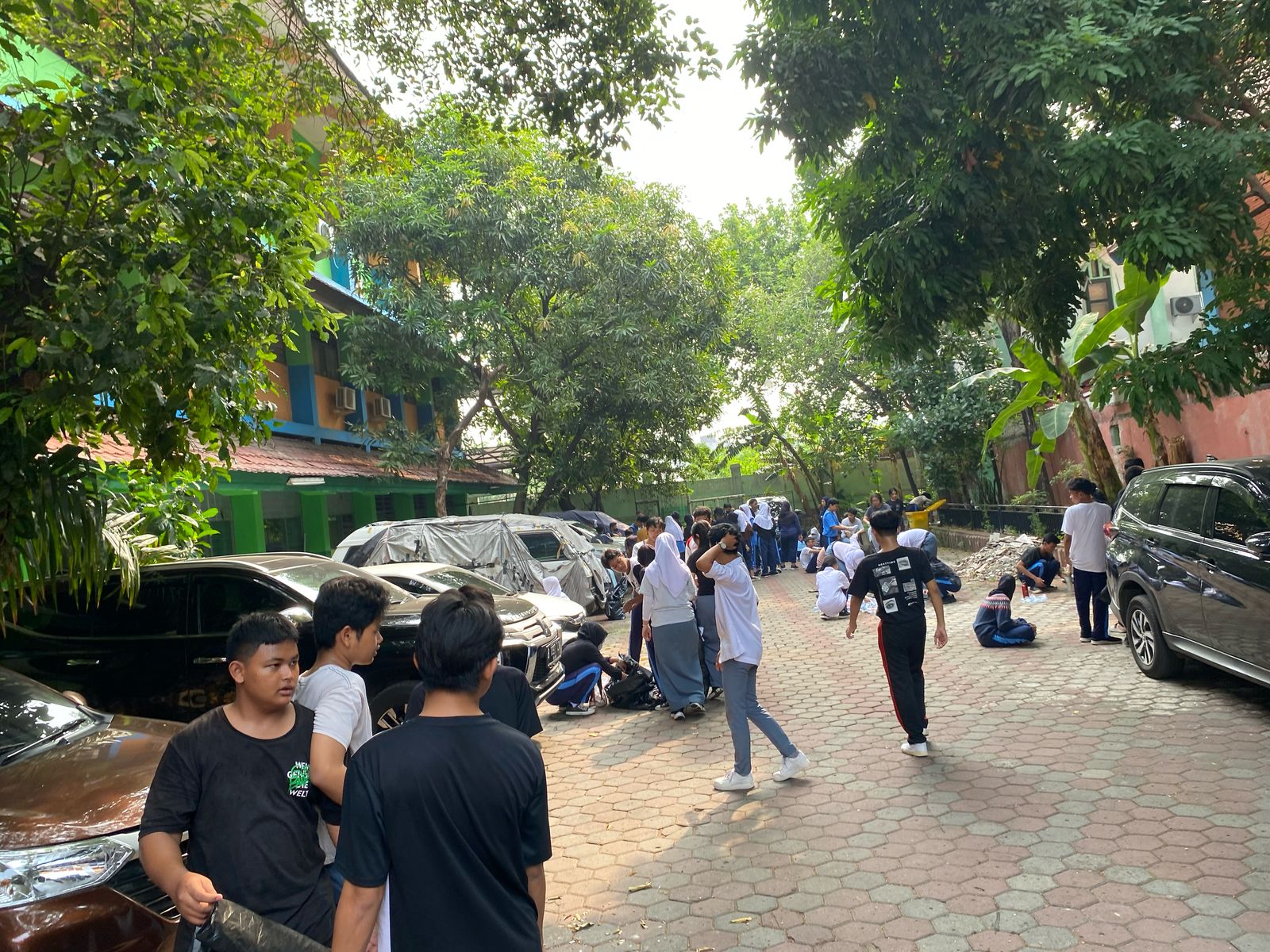pengumpulan dan penimbangan sampah3